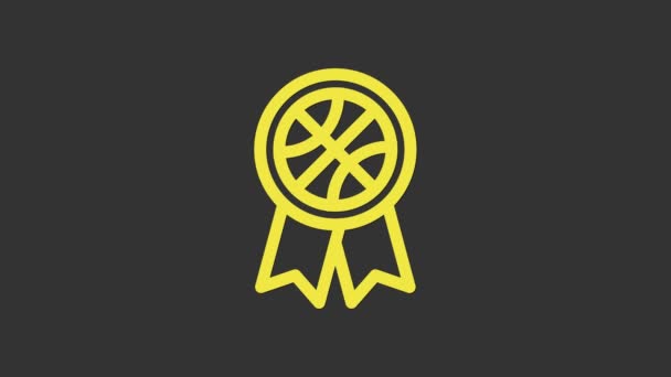 Žlutý Basketbal ocenění ikona izolované na šedém pozadí. Grafická animace pohybu videa 4K - Záběry, video