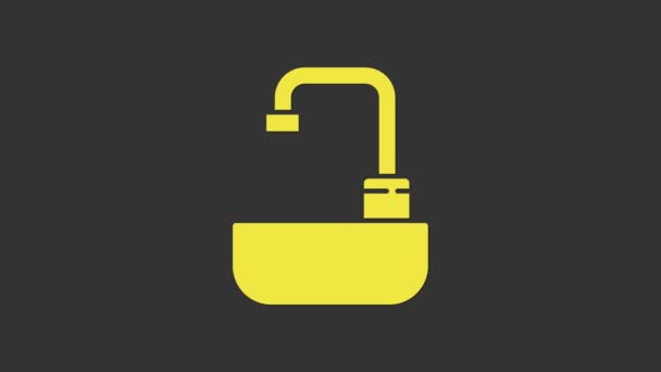 Sárga mosdókagyló, szürke alapon elszigetelt vízcsapos ikonnal. 4K Videó mozgás grafikus animáció - Felvétel, videó
