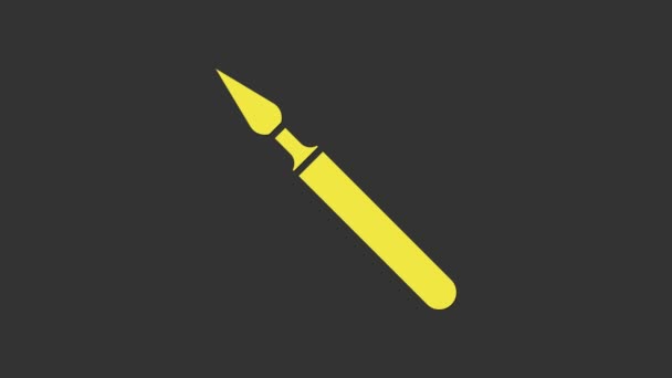 Žluté Lékařské chirurgie skalpel nástroj ikona izolované na šedém pozadí. Lékařský nástroj. Grafická animace pohybu videa 4K - Záběry, video