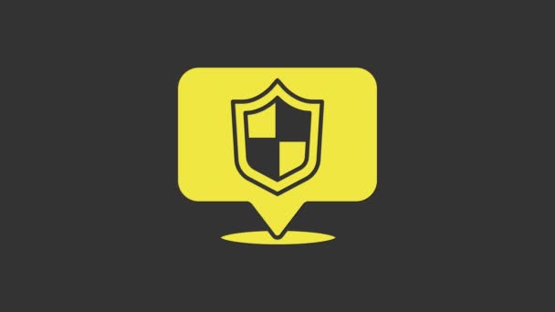 Icono de escudo de ubicación amarilla aislado sobre fondo gris. Concepto de seguro. Señal de guardia. Seguridad, seguridad, protección, concepto de privacidad. Animación gráfica de vídeo 4K - Imágenes, Vídeo