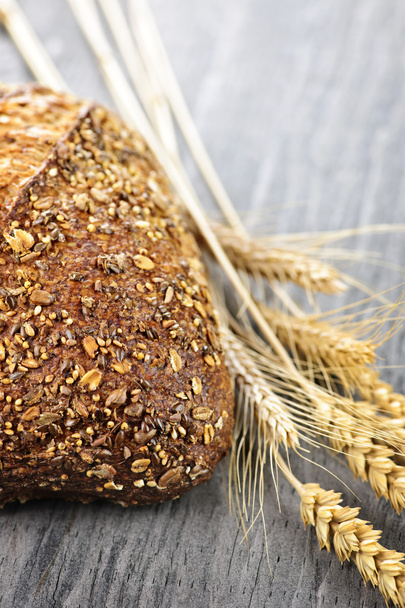 Loaf of multigrain bread - Foto, Imagen
