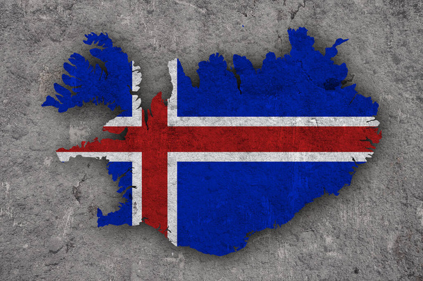 Mapa y bandera de Islandia sobre hormigón envejecido - Foto, imagen