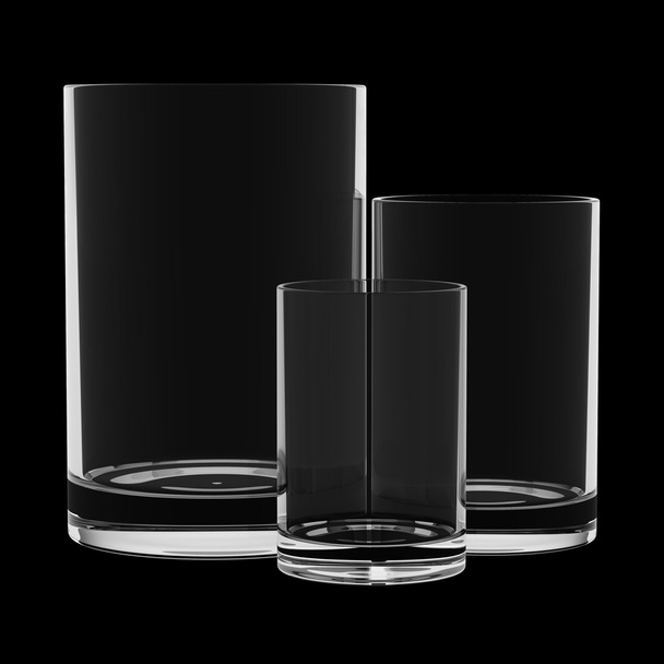 trois verres vides isolés sur fond noir
 - Photo, image