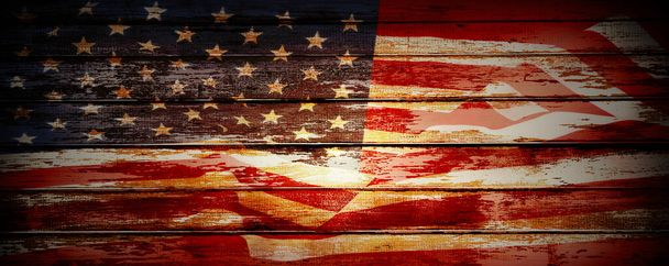Primo piano della bandiera americana sulle tavole
 - Foto, immagini