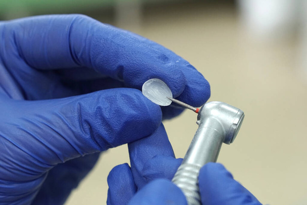 Dentista molde porcelana laminado dente - Foto, Imagem