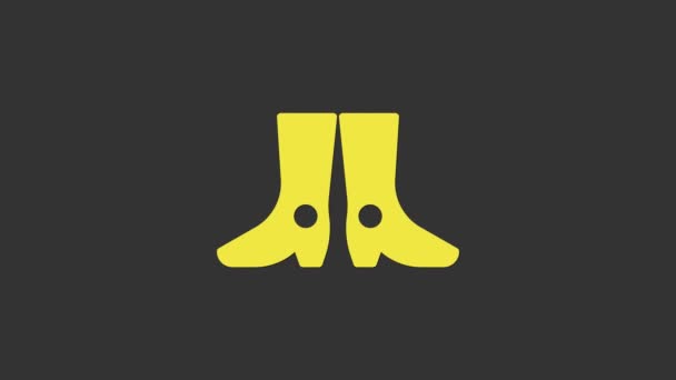 Sarı Ukrayna ulusal ayakkabı ikonu gri arka planda izole edildi. Geleneksel etnik çizmeler. 4K Video hareketli grafik canlandırması - Video, Çekim