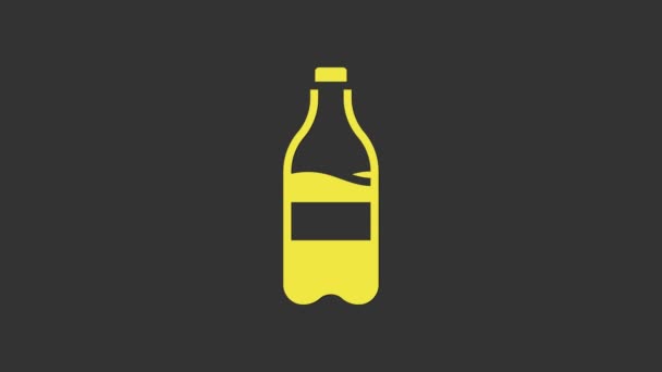 Yellow Sport fles met water icoon geïsoleerd op grijze achtergrond. 4K Video motion grafische animatie - Video