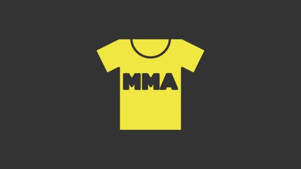 Camiseta amarilla con club de lucha icono MMA aislado sobre fondo gris. Artes marciales mixtas. Animación gráfica de vídeo 4K - Metraje, vídeo
