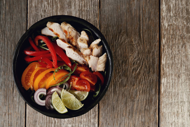 Food. Grilled chicken breast with vegetables - Fotografie, Obrázek