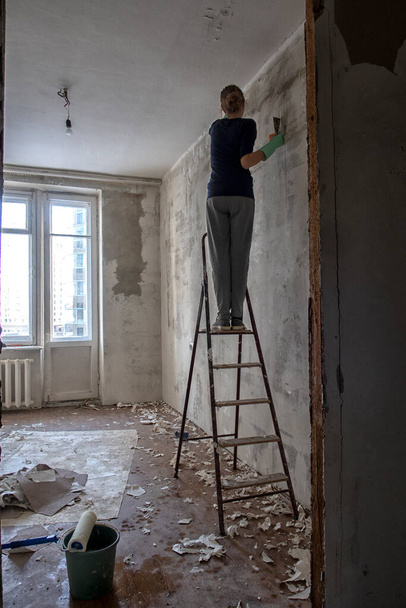 rénovation dans un ancien appartement soviétique. Russie. - Photo, image