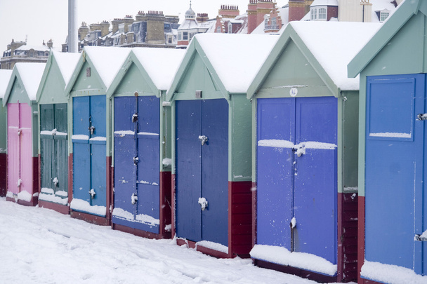 Cabanas de praia no inverno
 - Foto, Imagem