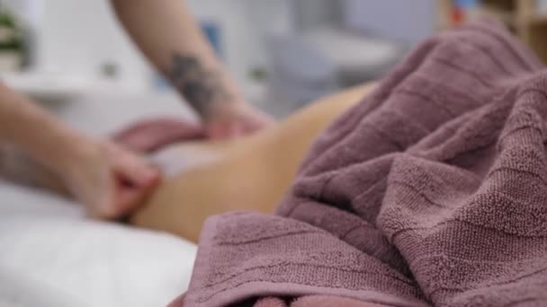 Massagem nas pernas feminina - Filmagem, Vídeo