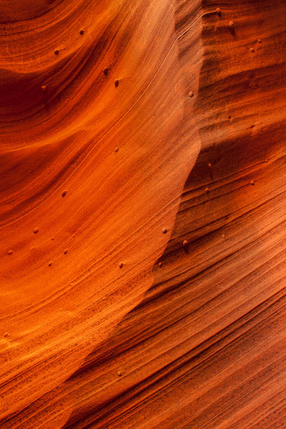 Az antilop kanyon, Page közelében, Arizona, USA. Az antilop kanyon a leglátogatottabb és legtöbbet fényképezett nyerőgép kanyon az amerikai délnyugaton. - Fotó, kép