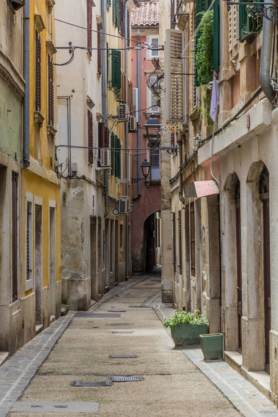 Alley in Piran town, Slovenia - Photo, Image