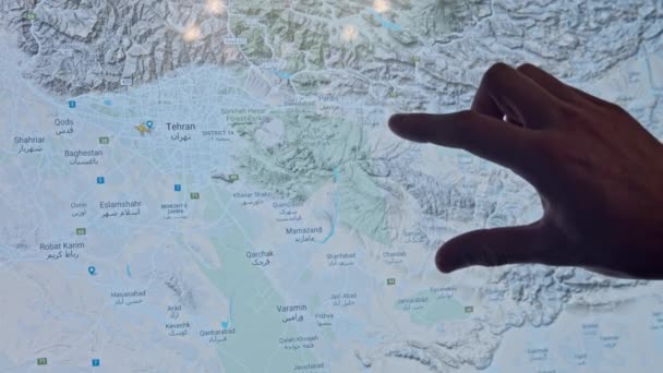 デジタル画面上の航空交通テヘラン、イラン - 映像、動画