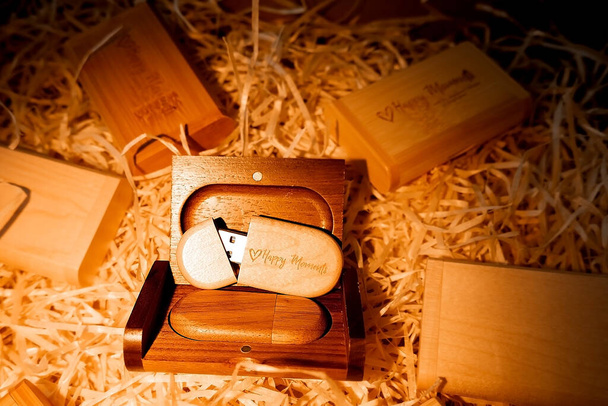USB flash drive wood in a box. with laser engraving "happy moments". set for the photographer, presentable set of photos, luxury - Photo, Image