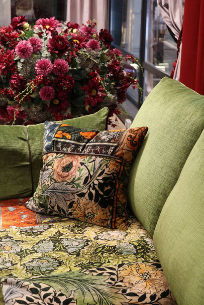 sofa with pillows in the same color scheme in the interior - Fotoğraf, Görsel