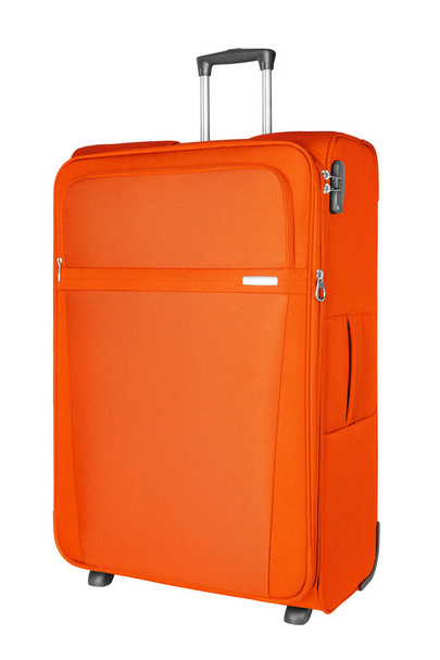 Valise de voyage en tissu orange avec fermeture éclair, poignée, serrure fond blanc isolé vue latérale rapprochée, grand étui à bagages en tissu rouge, grand sac à bagages en textile, vacances d'été, tourisme, vacances - Photo, image