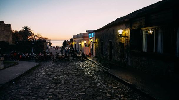 Уругвай, Улицы Colonia Del Sacramento в историческом центре Фасо Историко - Фото, изображение