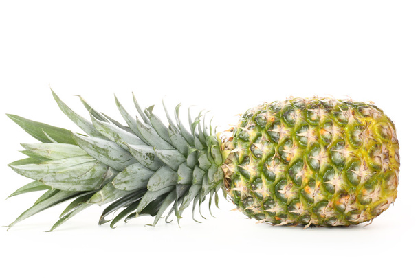 Whole Pineapple - Foto, imagen