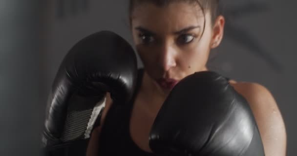 Kız boks torbası - Video, Çekim