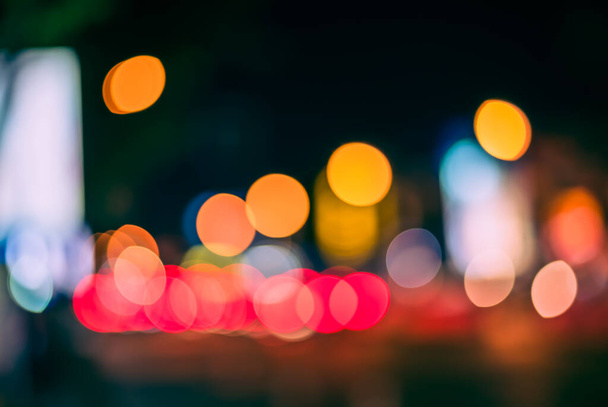 Abstract blurred Street Bokeh colorido à noite para uso em segundo plano. (tom vintage) - Foto, Imagem