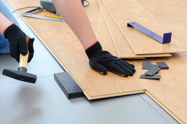 Process and technology for performing work on the installation of laminate  - Фото, зображення
