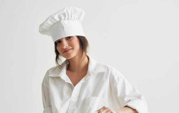 Női szakács elkészítése tészta háztartási egészséges élelmiszer - Fotó, kép