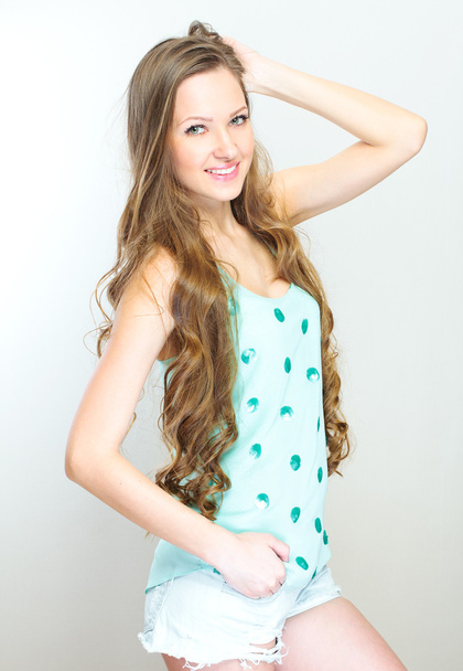 fashion model posing. young healthy woman smiling . - Foto, Bild