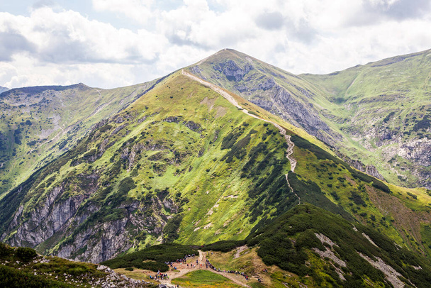 Гірський ландшафт національного парку Татра. - Фото, зображення