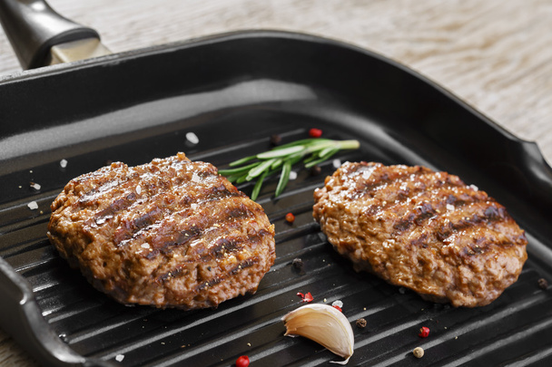Burger grill pan - Photo, Image