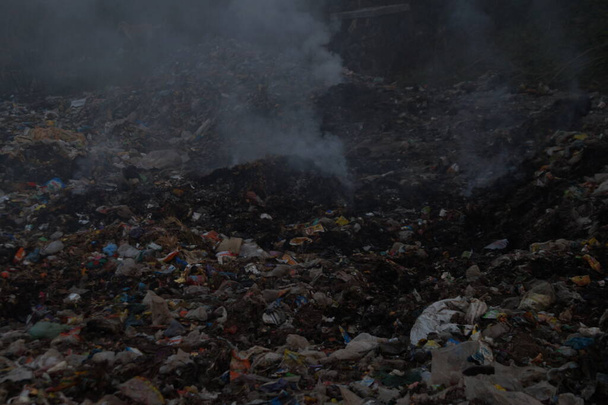 images de combustion des ordures, Photos - Photo, image