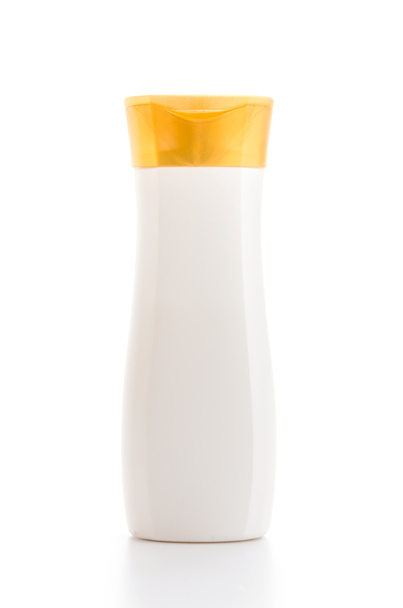 πλαστικό μπουκάλι που απομονώνονται λευκό φόντο - Φωτογραφία, εικόνα