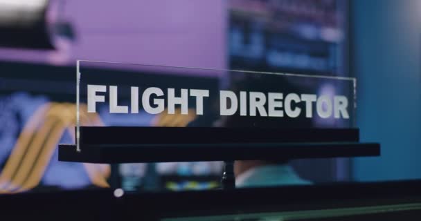 Arbeitsplatz des Flugdirektors im Missionskontrollzentrum - Filmmaterial, Video