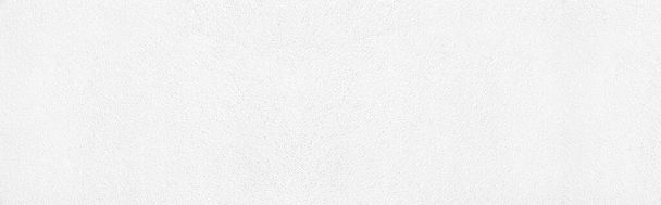 Panorama der weißen Textur aus echtem Rindleder und nahtlosem Hintergrund - Foto, Bild