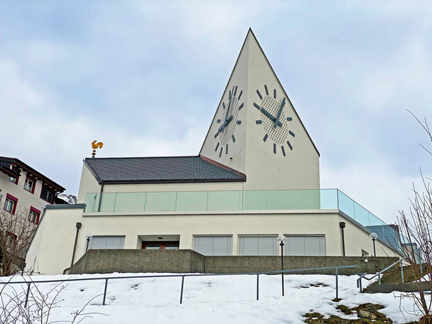 Az evangélikus református hegyi templom Amden or die evangelisch-reformierte Bergkirche Amden - Canton of St. Gallen, Svájc (Schweiz) - Fotó, kép