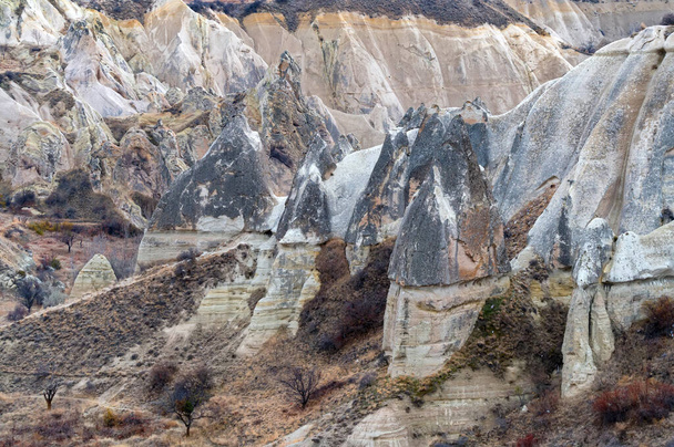 Rocce incredibili in Love Valley in Cappadocia, Goreme, Turchia - Foto, immagini