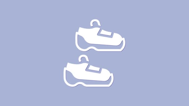 Fehér Fitness tornacipő cipő edzés, futó ikon elszigetelt lila háttér. Sportcipő. 4K Videó mozgás grafikus animáció - Felvétel, videó
