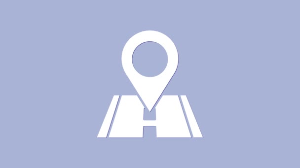 Biała ikona pinu mapy odizolowana na fioletowym tle. Nawigacja, wskaźnik, lokalizacja, mapa, GPS, kierunek, miejsce, kompas, koncepcja wyszukiwania. 4K Animacja graficzna ruchu wideo - Materiał filmowy, wideo