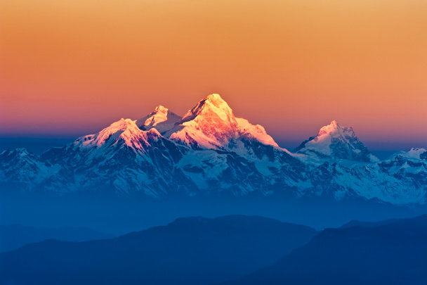 Himalayan mountains view from Mt. Шивапури
 - Фото, изображение
