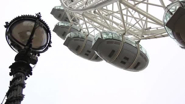 Blick auf das London Eye in London am 9. Oktober 2014 - Filmmaterial, Video