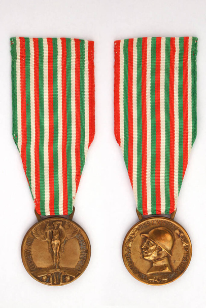 Commemorative medal of the Italian-Austrian war 1915-1918 WWI - 1920 - Photo, Image