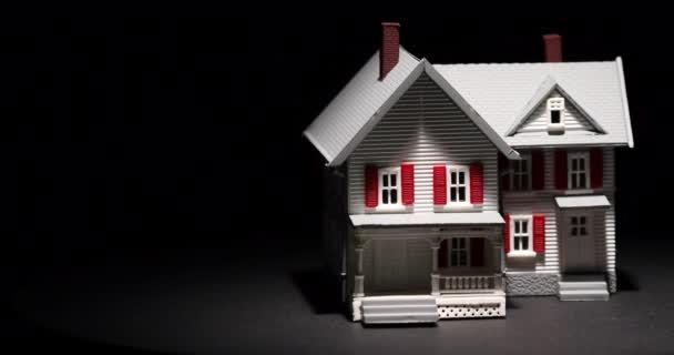 4k Spot Lit Model House Slowly Rotating on Dark Background. - Footage, Video