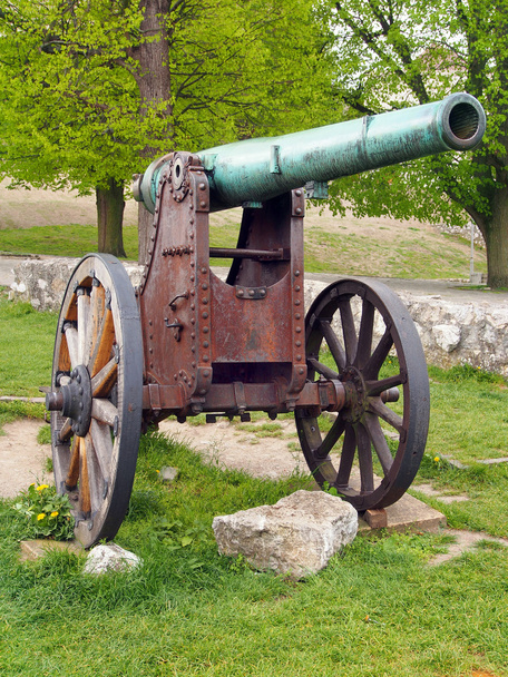 authentische historische Kanone in Trencin, Slowakei - Foto, Bild