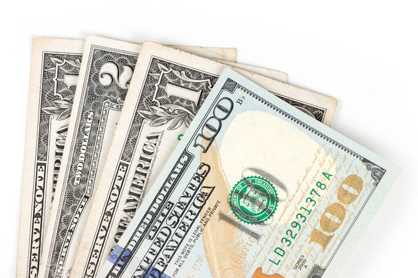 Bankbiljetten van de Verenigde Staten van. Dollars op een witte achtergrond. Bedrijfsconcept. Bankbiljet van één dollar. Close-up - Foto, afbeelding