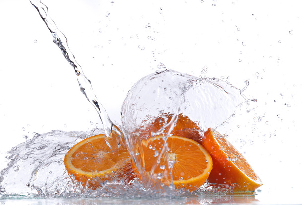 Oranges with water splash - Fotoğraf, Görsel