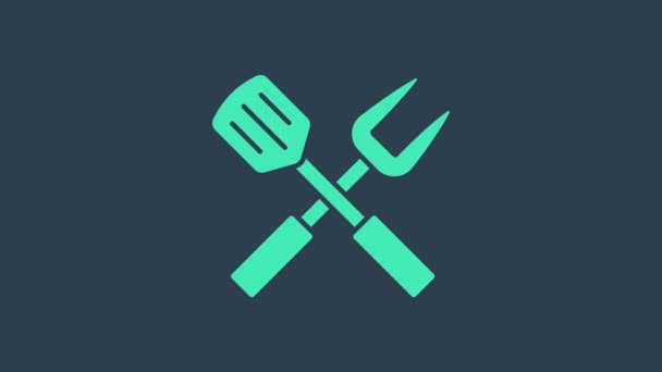 Fourche croisée turquoise et icône spatule isolées sur fond bleu. Fourchette barbecue et signe de spatule. Barbecue et outils de grill. Animation graphique de mouvement vidéo 4K - Séquence, vidéo