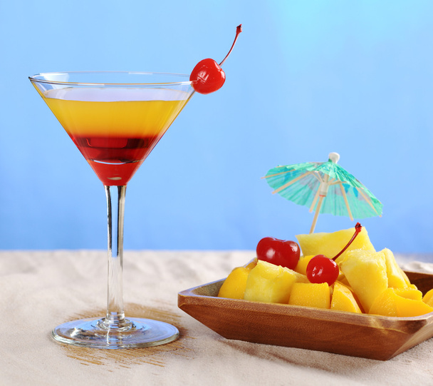 Cocktail hedelmiä
 - Valokuva, kuva