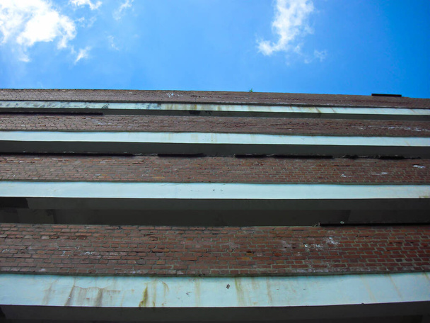 Balkon van het gesloopte FDGB rusthuis "Salvador Allende" - Foto, afbeelding