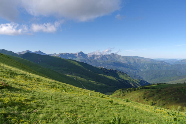 Ligurské Alpy podél francouzsko-italské hranice - Fotografie, Obrázek